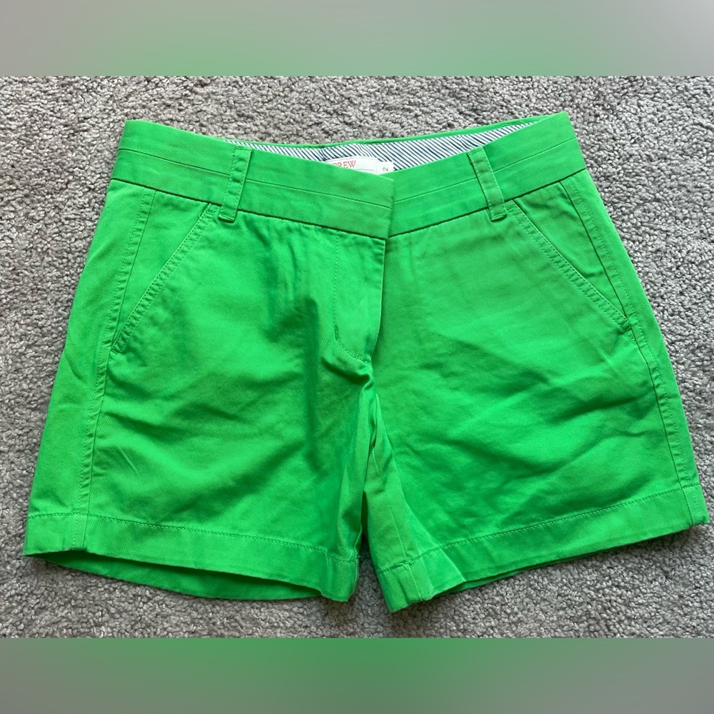 J. CREW BRIGHT GREEN CHINO 5” INSEAM SHORTS SIZE 2